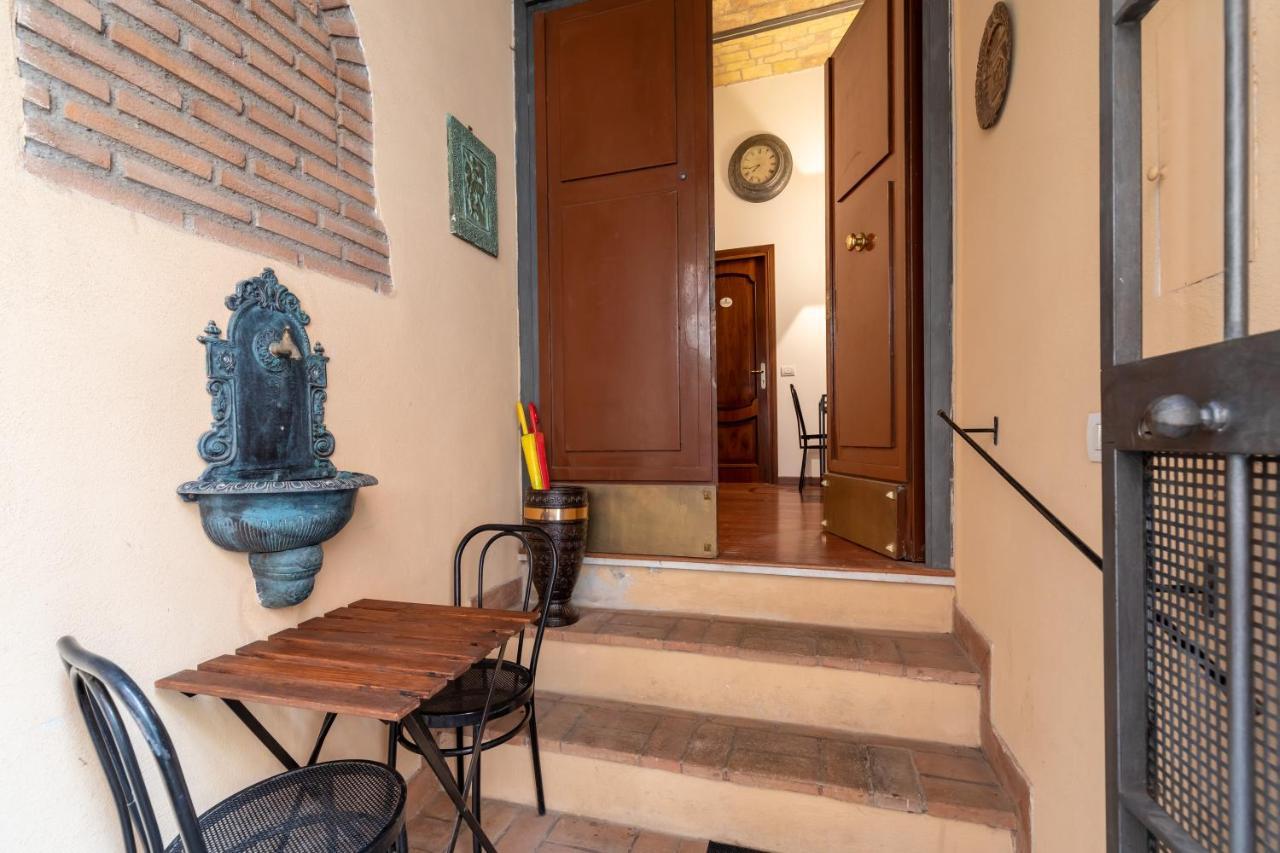 Majestic Trastevere Рим Экстерьер фото